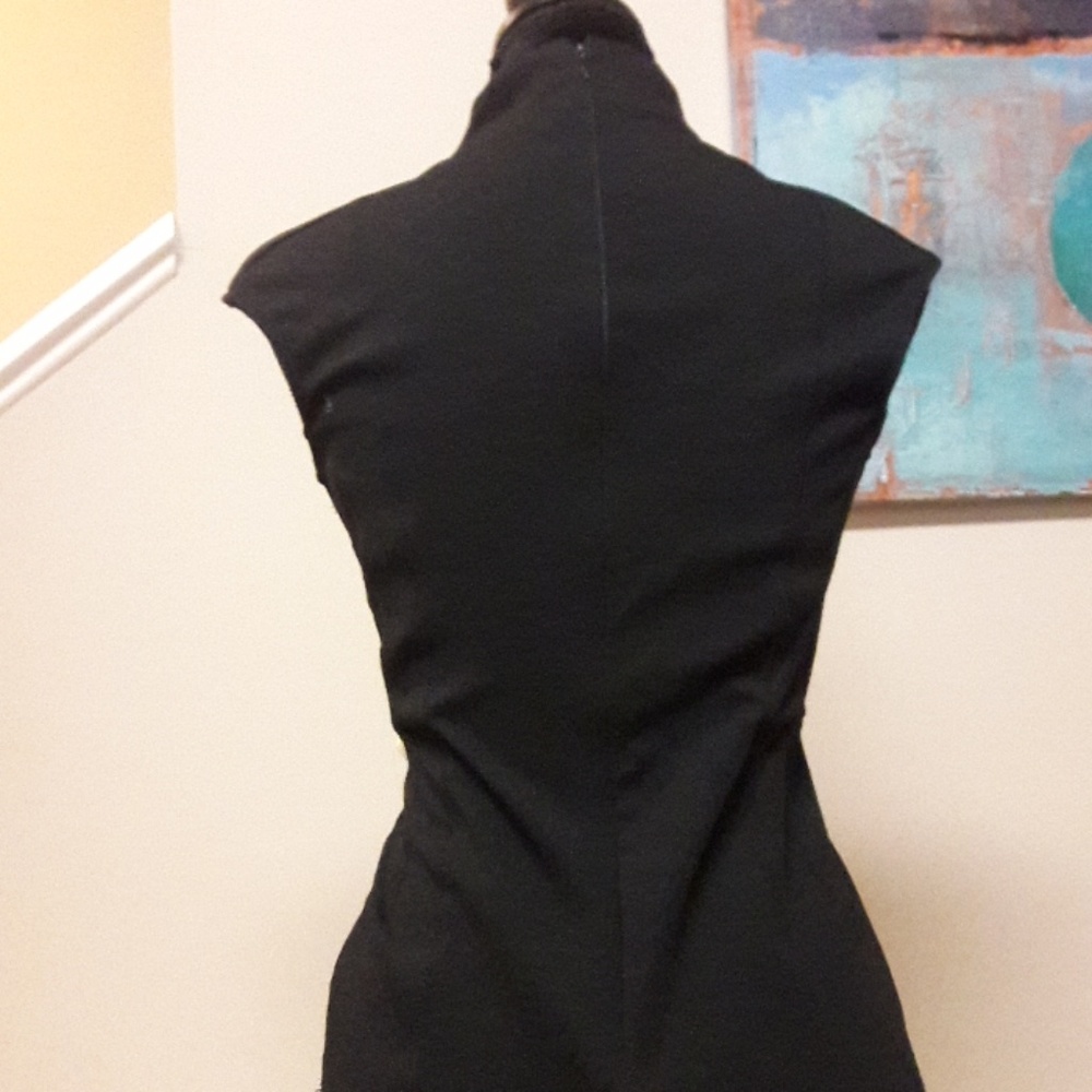 New York & Company/ Sleeveless/ Floral/Knit Top - Picture 6 of 8